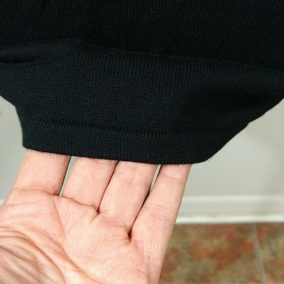 The Quacker Factory Sequin Sweater Cardigan Button Medium M Shiny EUC - Picture 7 of 13